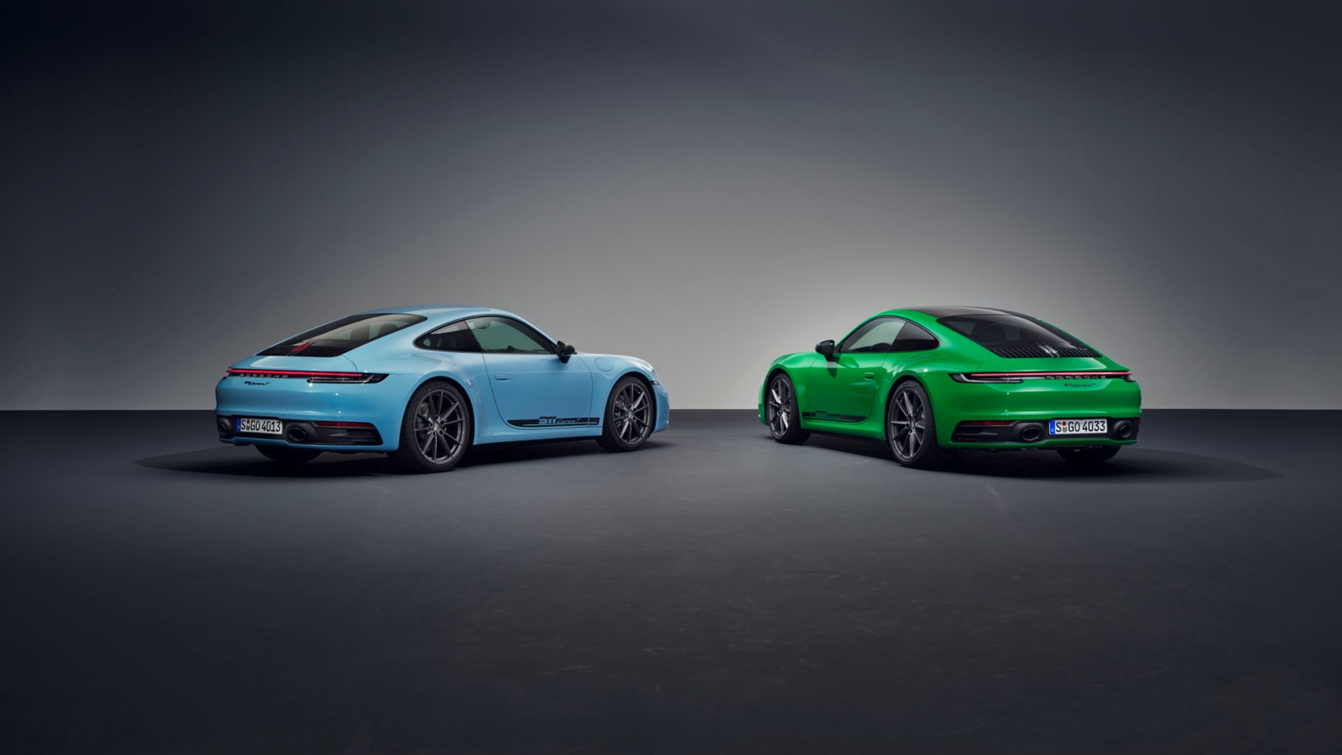 911 Carrera T, Gulf blau, Pythongrün, 2022, Porsche AG 911 Carrera T, Gulf blau, Pythongrün, 2022,