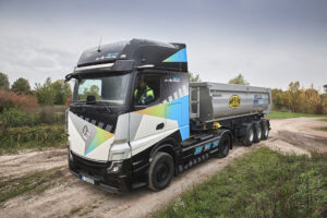 Bauverkehr goes Elektro: Mercedes-Benz Trucks präsentiert auf der bauma 2022 maßgeschneiderte geräuscharme und lokal CO2-neutrale Fahrzeuge