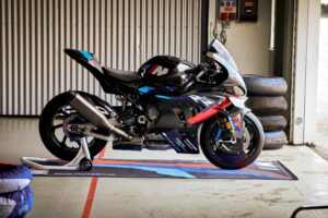 Die neue BMW M 1000 RR