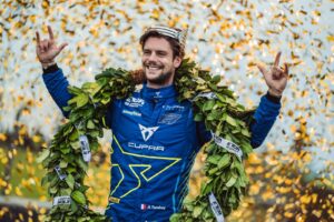 Adrien Tambay vom Team CUPRA EKS ist der neue FIA ETCR Weltmeister