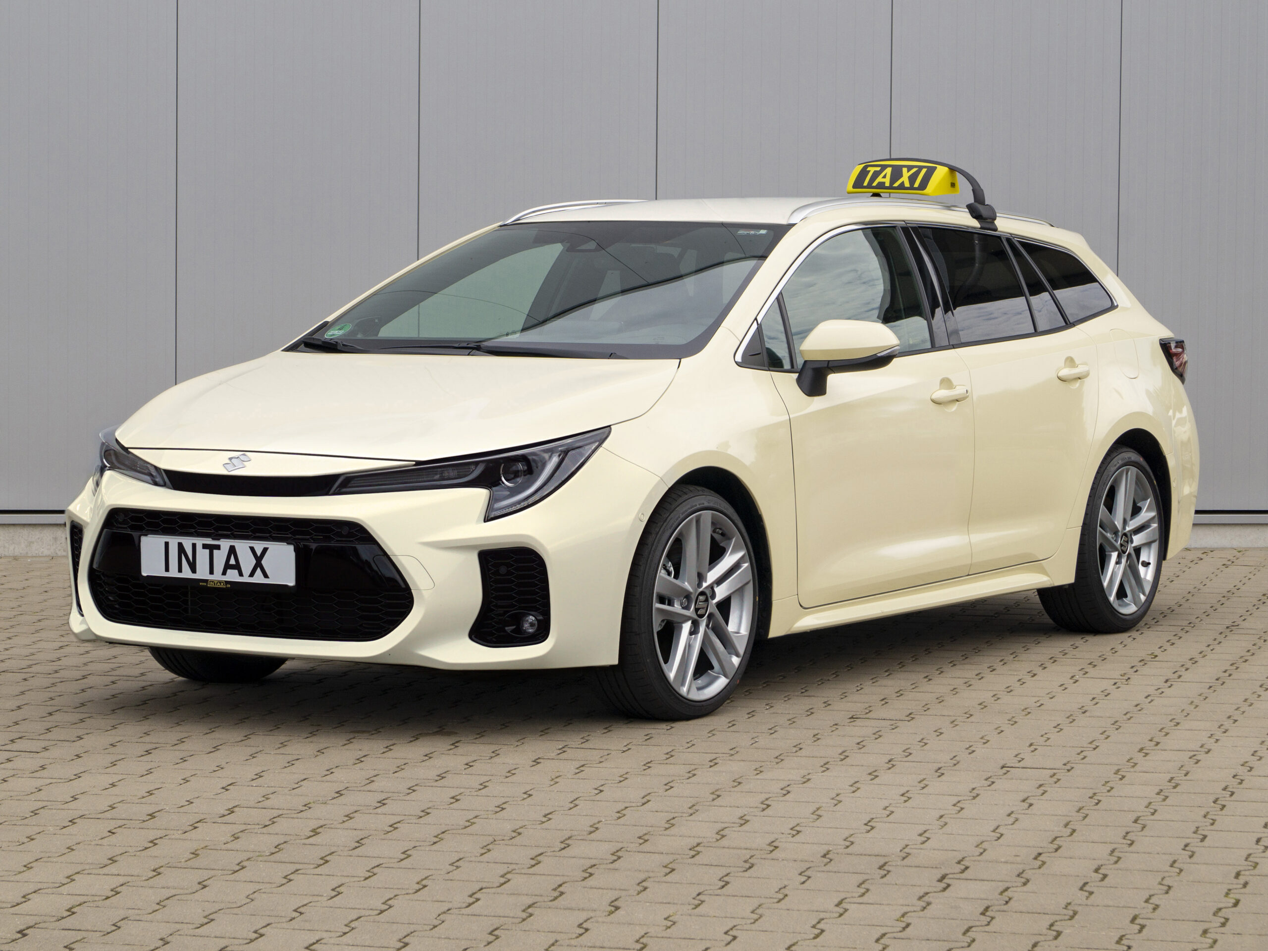 Suzuki Swace als Taxi Suzuki Swace als Taxi