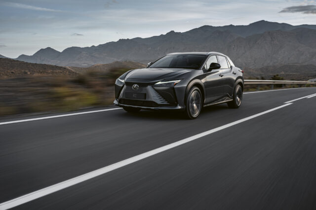 Vollelektrischer Lexus RZ 450E Vollelektrischer Lexus RZ 450E
