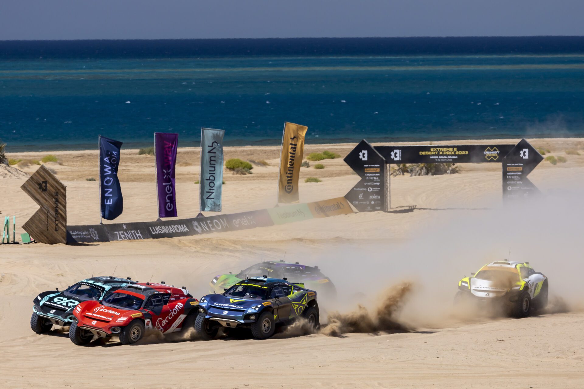 Extreme E 2023: Desert X-Prix Der Desert X Prix fand direkt an der Küste des Roten Meeres statt