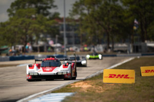 Porsche 963, Porsche Penske Motorsport (#5), Dane Cameron (USA), Michael Christensen (DK), Frederic Makowiecki (F)