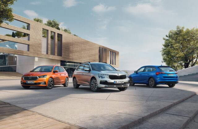 Start frei für die Drive-Sondermodelle: Skoda bietet ab sofort den Kleinwagen Fabia sowie die aufgewerteten Baureihen Kamiq und Scala als umfangreich ausgestattete Drive-Varianten an © Skoda Start frei für die Drive-Sondermodelle: Skoda bietet ab sofort den Kleinwagen Fabia sowie die aufgewerteten Baureihen Kamiq und Scala als umfangreich ausgestattete Drive-Varianten an