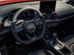 Audi Q2: Neues Infotainment mit Touchscreen und Audi virtual cockpit Infotainment-Upgrade: Die Audi Q2 Modelle erhalten erstmals ein 8,8 Zoll großes touch display. Das Audi virtual cockpit gehört ab sofort zum Serienumfang.