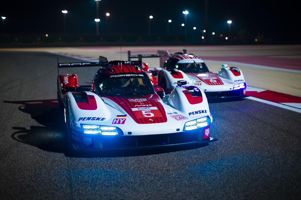 Porsche 963, Porsche Penske Motorsport (#5), Matt Campbell (AUS), Michael Christensen (DK), Frederic Makowiecki (F); Porsche Penske Motorsport (#6), Kevin Estre (F), Andre Lotterer (D), Laurens Vanthoor (B)