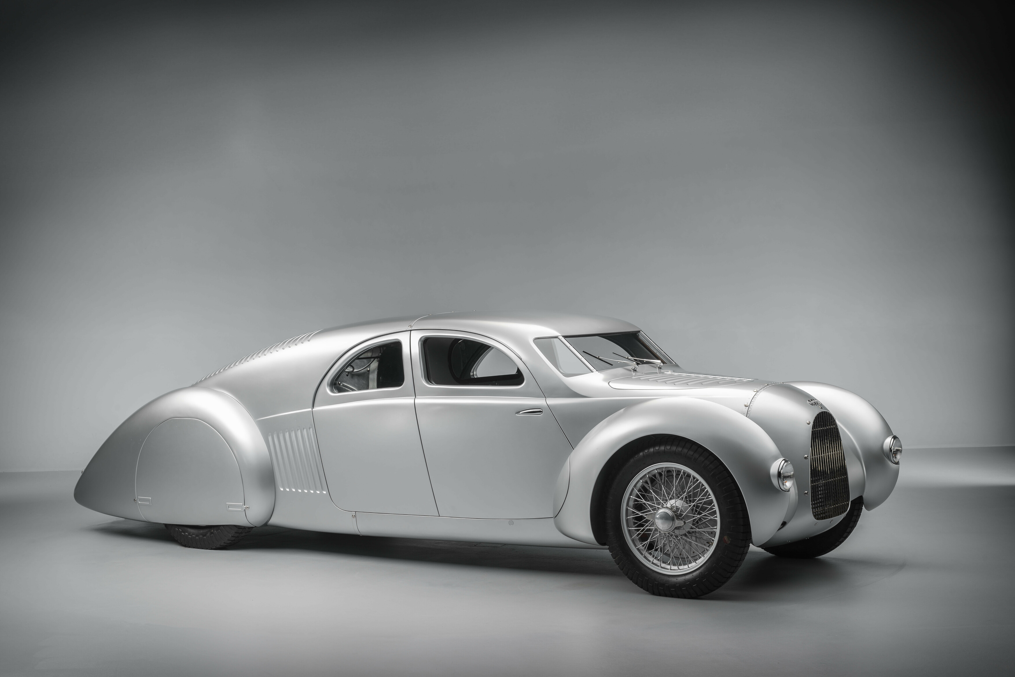 Vor über 90 Jahren erdacht, nun zum Leben erweckt: Audi Tradition präsentiert den Schnellsportwagen Auto Union Typ 52 beim Goodwood Festival of Speed 2024.