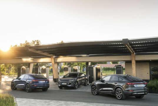 Audi Q6 Sportback e-tron der ideale Reisebegleiter Audi SQ6 Sportback e-tron / Audi Q6 Sportback e-tron