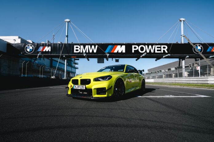 BMW M2 mit M Performance Track Kit BMW M2 mit M Performance Track Kit