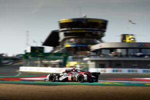 FIA WEC Peugeot 9X8