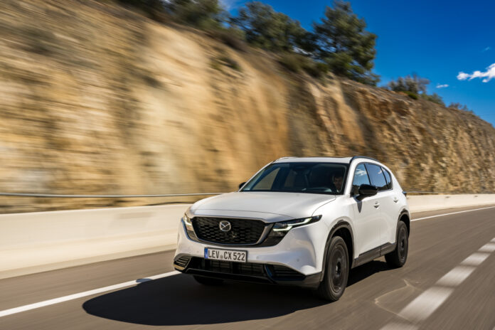 Der neue Mazda CX-5 glänzt in weltweiten Crashtests Der neue Mazda CX-5 glänzt in weltweiten Crashtests