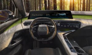 Peugeot E-5008 Dog Edition Concept