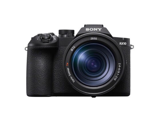 Sony RX10 V (2026) Frontansicht