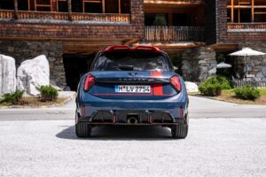 MINI JCW 3-Türer mit Original MINI JCW Zubehör