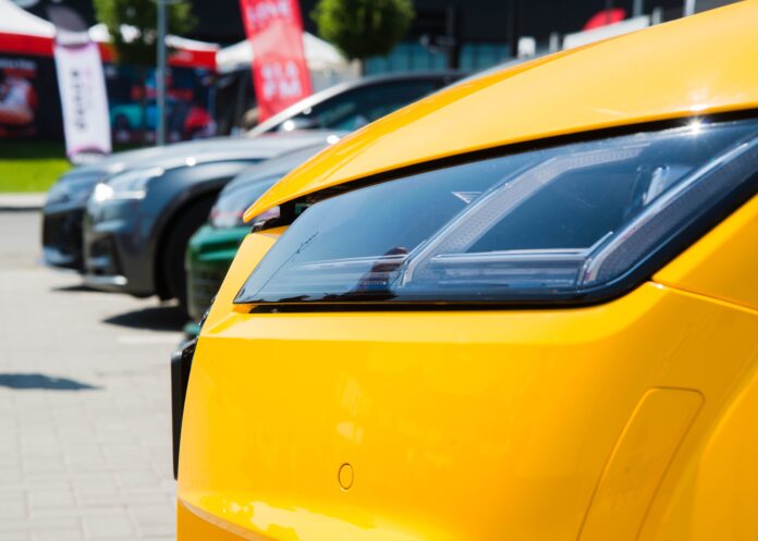 Zahl der Neufahrzeuge sinkt deutlich Zahl der Neufahrzeuge unter 20.000 Euro sinkt deutlich