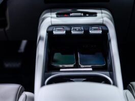 Belüftete Phone Box für verschiedene Skoda Modelle verfügbar