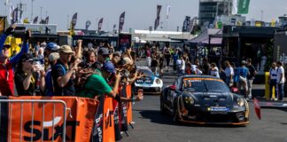 Krimi am Nürburgring: Chester Kieffer feiert Premierensieg im Porsche Sixt Carrera Cup Porsche 911 Cup, Chester Kieffer (L), Schumacher CLRT (#11)