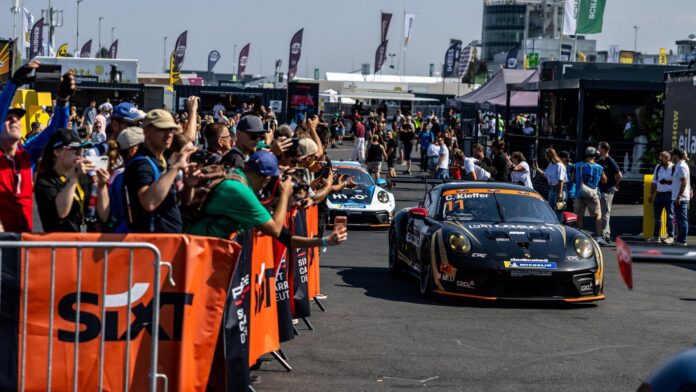 Porsche Sixt Carrera Cup Deutschland, Nürburgring (D) 2026, Porsche 911 Cup, Chester Kieffer (L), Schumacher CLRT (#11)