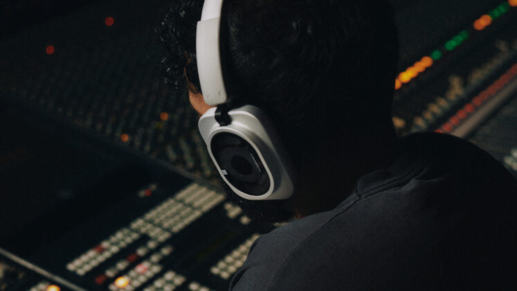 Nothing Headphone Pro (1)