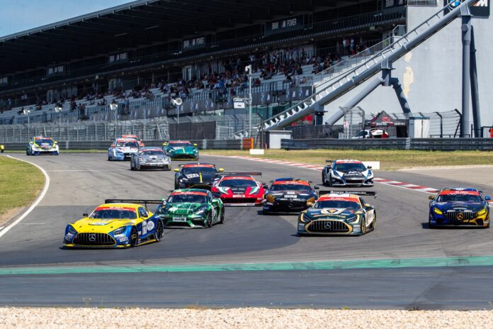 Terminkalender für ADAC Racing Weekend 2027 steht fest Die Spezial Tourenwagen Trophy ist auch 2027 wieder Teil der ADAC Racing Weekends (Foto: STT)