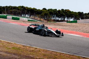 Joshua Dürksen absolvierte einen zweitägigen Test auf dem Autódromo Internacional do Algarve in Portimão, Portugal