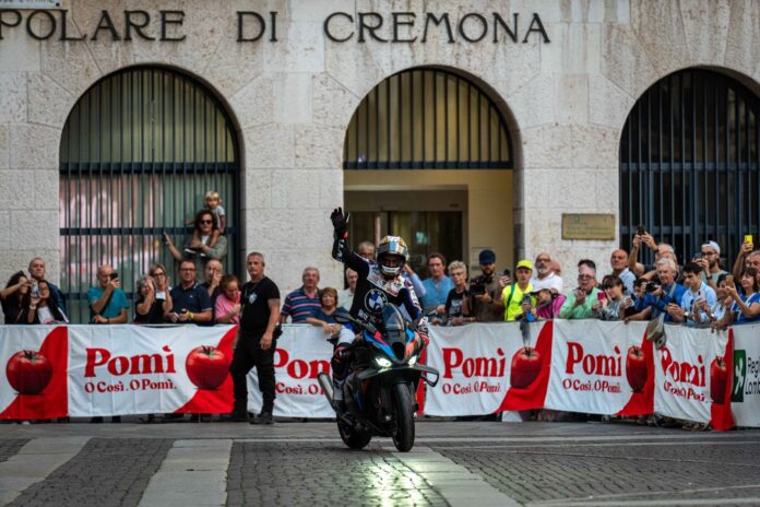 ROKiT BMW Motorrad WorldSBK Team n Cremona ROKiT BMW Motorrad WorldSBK Team