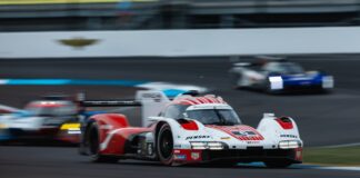 IMSA Indianapolis: Porsche stürmt trotz Startcrash aufs Podium Porsche 963 mit der Startnummer 6 erreicht in Indianapolis Platz drei