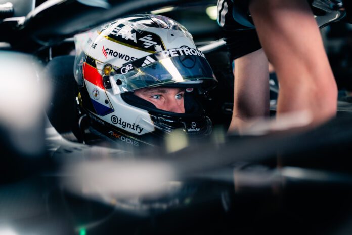 Joshua Dürksen absolviert seinen ersten F1-Test und schreibt damit Geschichte für Paraguay Joshua Dürksen absolviert seinen ersten F1-Test und schreibt damit Geschichte für Paraguay