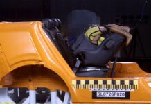 ADAC warnt vor zwei Kindersitzen