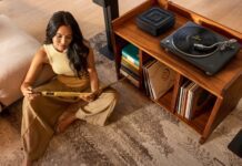 Denon präsentiert den neuen Premium-Plattenspieler DP-500BT mit High-Res-Bluetooth Der neue Denon DP 500BT